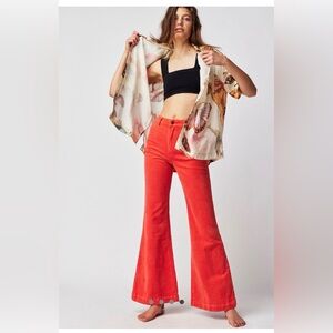 Rollas Eastcoast Flare corduroy in Blood Orange